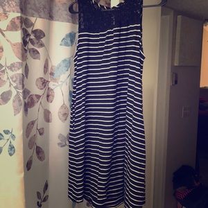 Striped dress with pockets and lace detail